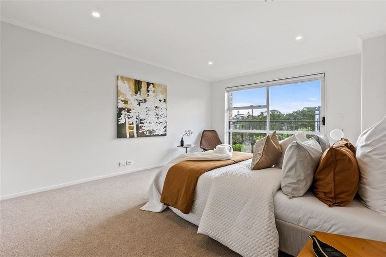 Photo of property in 104 Matairangi Avenue, Totara Heights, Auckland, 2105