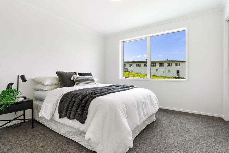 Photo of property in 7 Milla Mae Rise, Woodhill, 0110