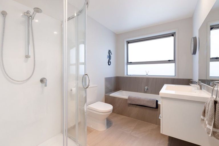 Photo of property in 53 Taioma Close, Papamoa, 3118