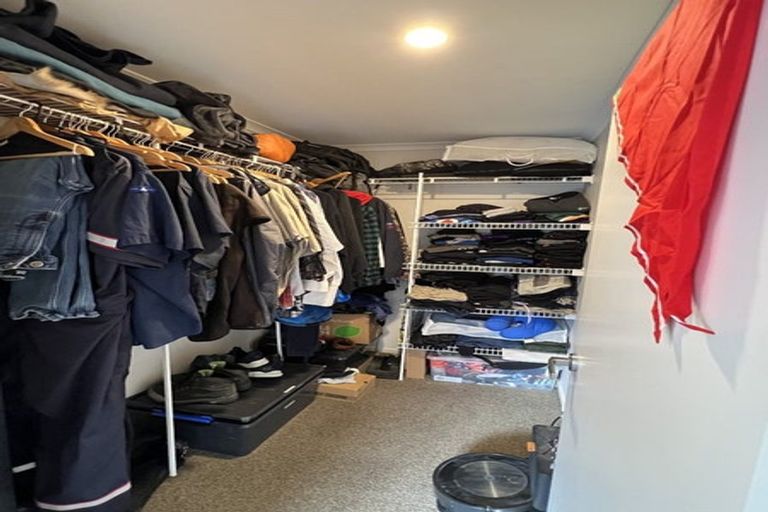 Photo of property in 19 Pouate Way, Waiuku, 2123