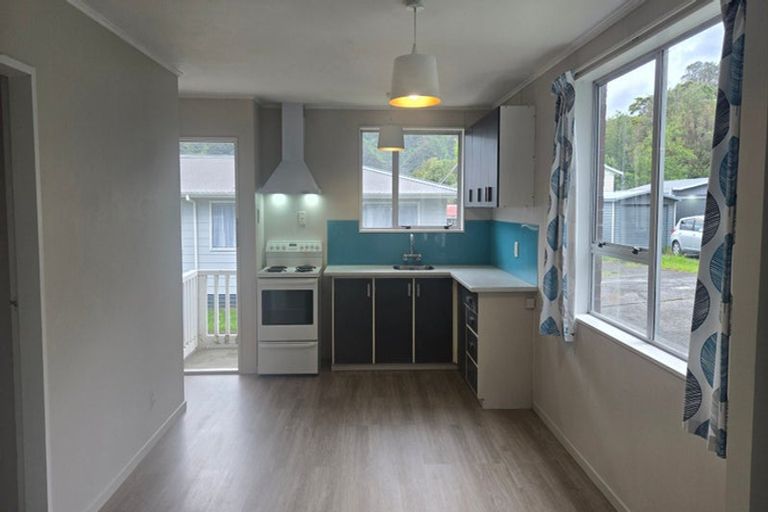 Photo of property in 2/47 Stockdale Street, Wainuiomata, Lower Hutt, 5014