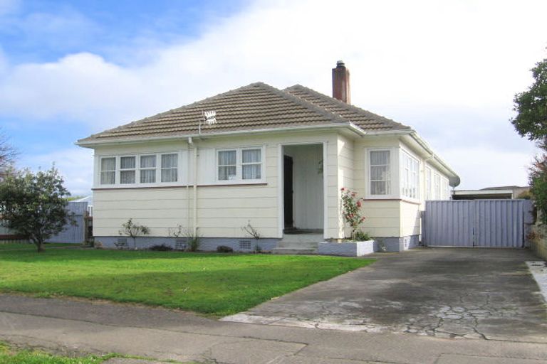 Photo of property in 107 Rangiora Avenue, Roslyn, Palmerston North, 4414