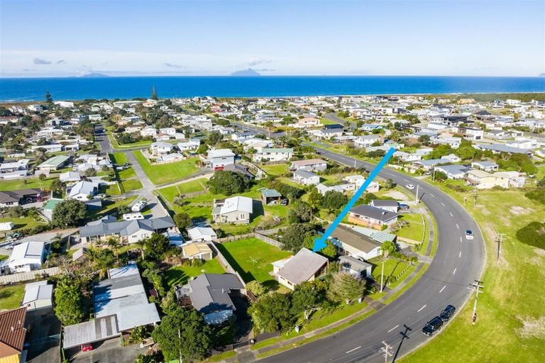 Photo of property in 37 Ruakaka Beach Road, Ruakaka, 0116