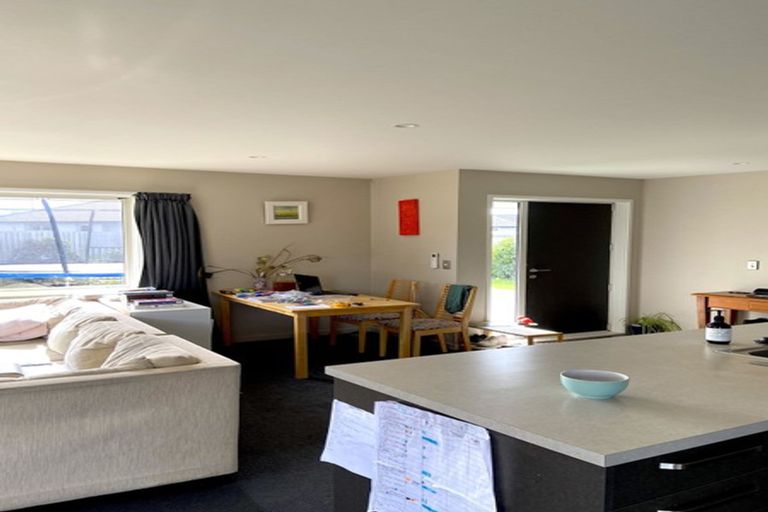 Photo of property in 35 Maka Lane, Halswell, Christchurch, 8025