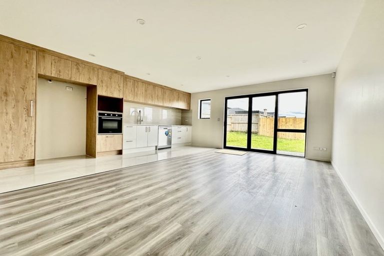 Photo of property in 12b Ahunga Road, Karaka, Papakura, 2113