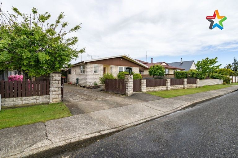 Photo of property in 63 Wye Street, Newfield, Invercargill, 9812