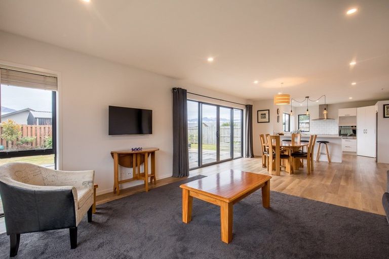 Photo of property in 8 Mallard Street, Albert Town, Wanaka, 9305
