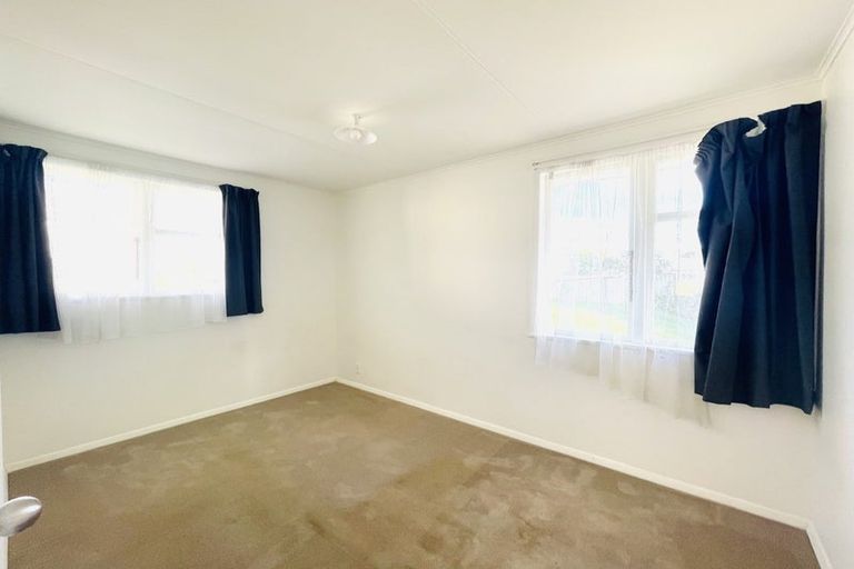 Photo of property in 39 Flat Bush Road, Clover Park, Auckland, 2023