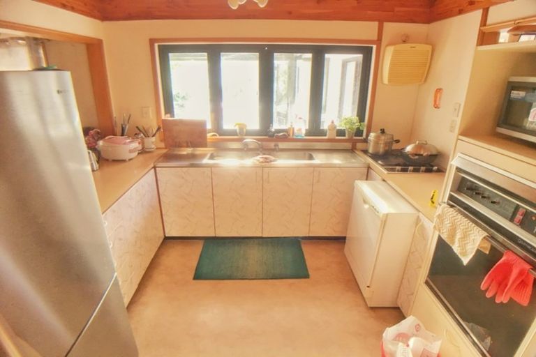 Photo of property in 38 Marina View Drive, West Harbour, Auckland, 0618