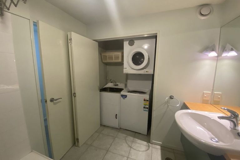 Photo of property in Elizabeth Street Chapel, 4/6 Elizabeth Street, Mount Victoria, Wellington, 6011