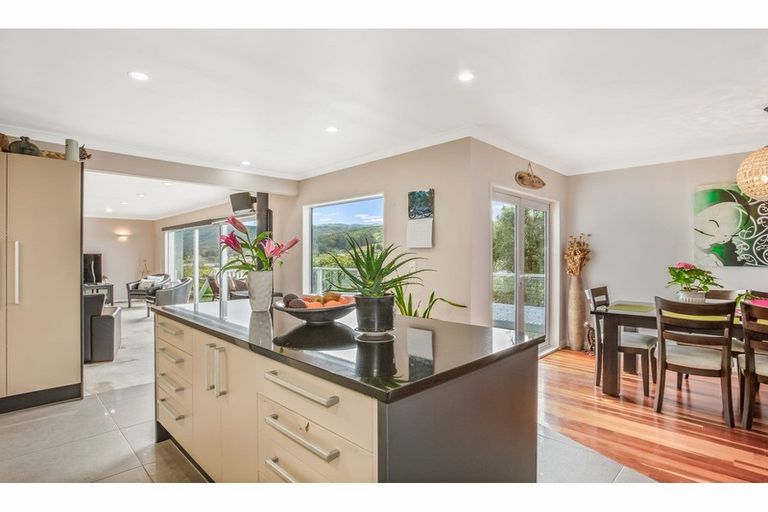 Photo of property in 10 Faris Crescent, Wainuiomata, Lower Hutt, 5014