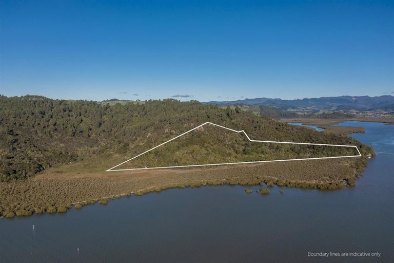 Photo of property in 295 Kopaki Point, Cooks Beach, Whitianga, 3591