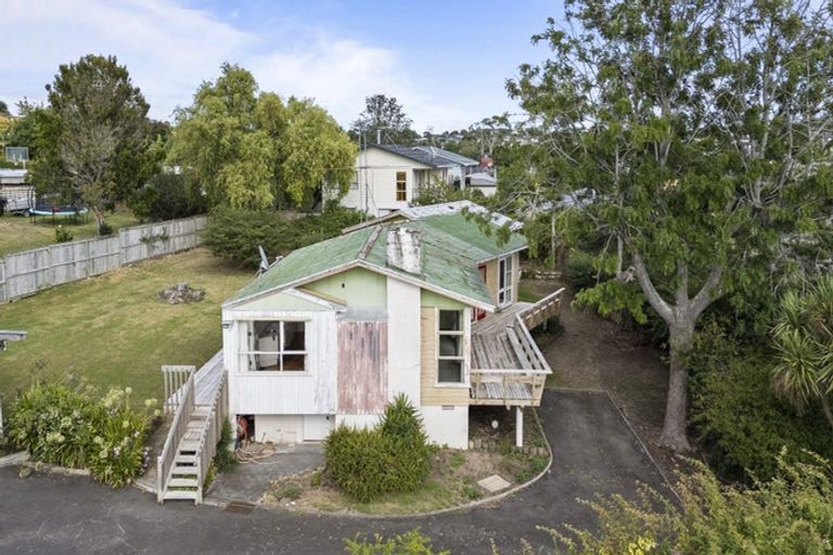 Photo of property in 13 Ennis Avenue, Pakuranga Heights, Auckland, 2010