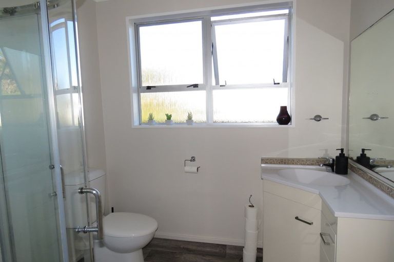 Photo of property in 10 Colvin Street, Westport, 7825