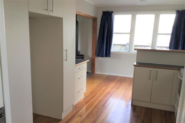 Photo of property in 406 Carrington Street, Upper Vogeltown, New Plymouth, 4310