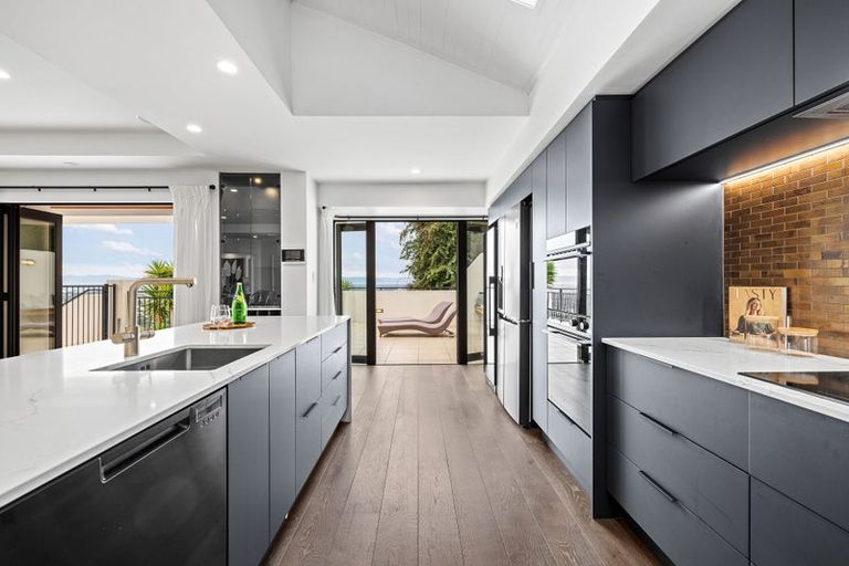 Photo of property in 80 Major Aitken Drive, Huntsbury, Christchurch, 8022