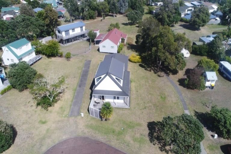 Photo of property in 116 Rimu Place, Matarangi, Whitianga, 3592
