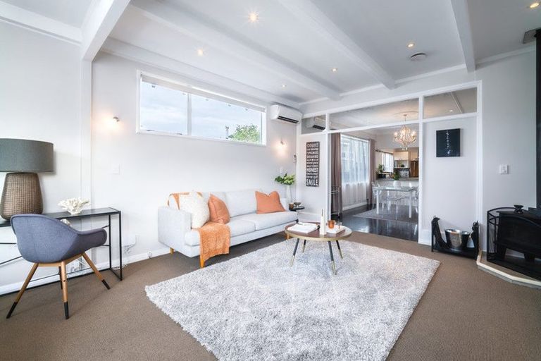 Photo of property in 40 Derwent Street, Island Bay, Wellington, 6023