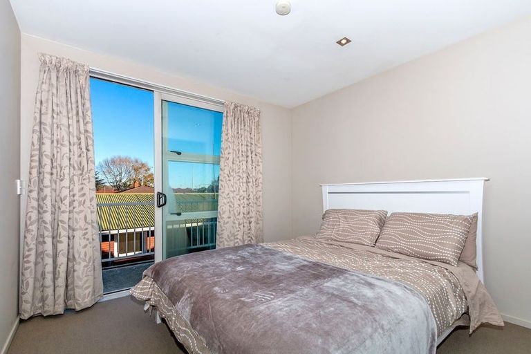 Photo of property in 13/14 Brougham Street, Addington, Christchurch, 8024