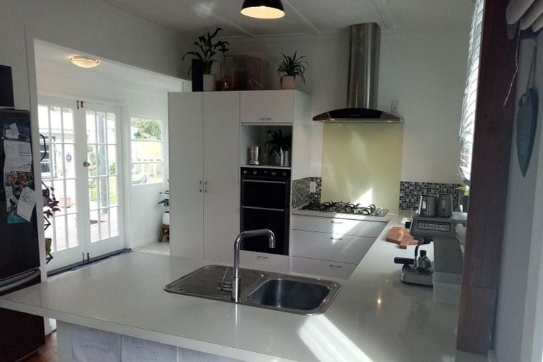 Photo of property in 36 South Street, West End, Palmerston North, 4410