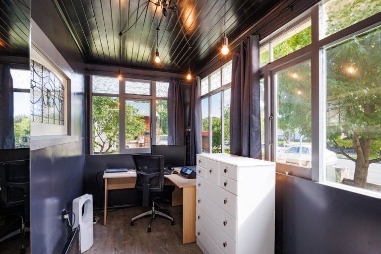 Photo of property in 3 Karaka Street, Hokowhitu, Palmerston North, 4410