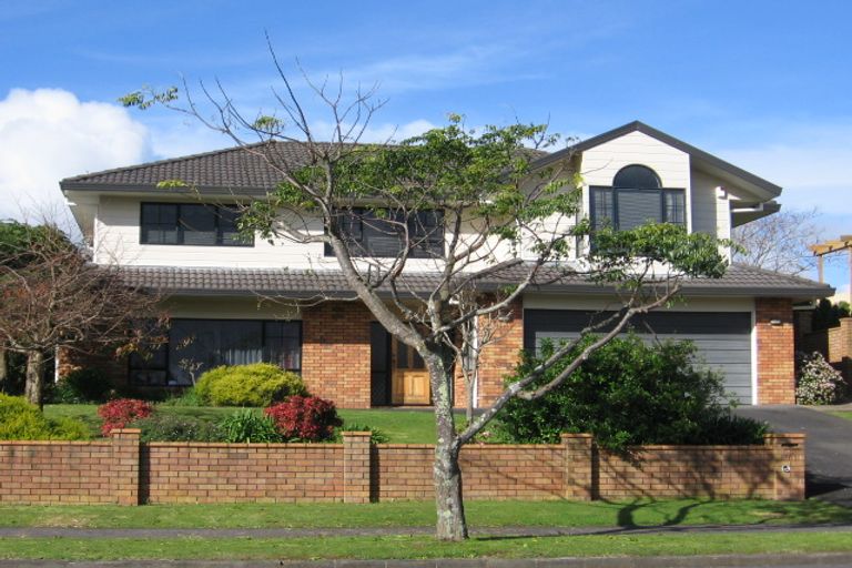 Photo of property in 103 Eugenia Rise, Totara Heights, Auckland, 2105