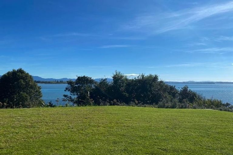 Photo of property in 135 Manuwai Drive, Matua, Tauranga, 3110