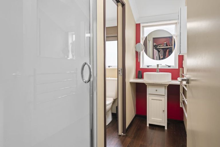 Photo of property in 40 Ruapehu Drive, Fitzherbert, Palmerston North, 4410