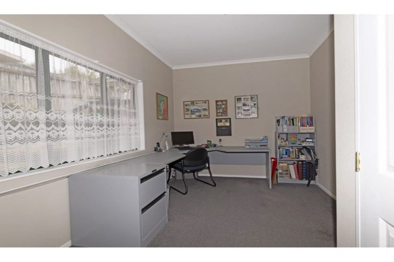 Photo of property in 5 Hoya Court, Henderson, Auckland, 0610