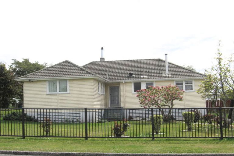 Photo of property in 2 Waterlow Street, Fordlands, Rotorua, 3015