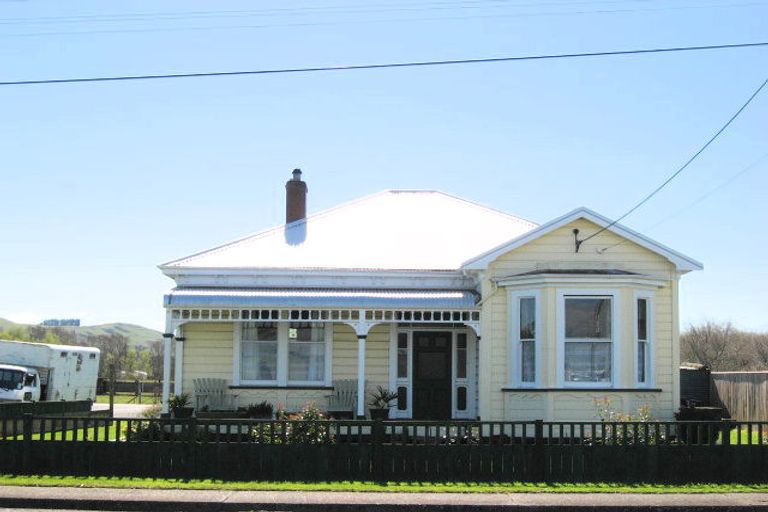 Photo of property in 10 Marlborough Street, Waipukurau, 4200