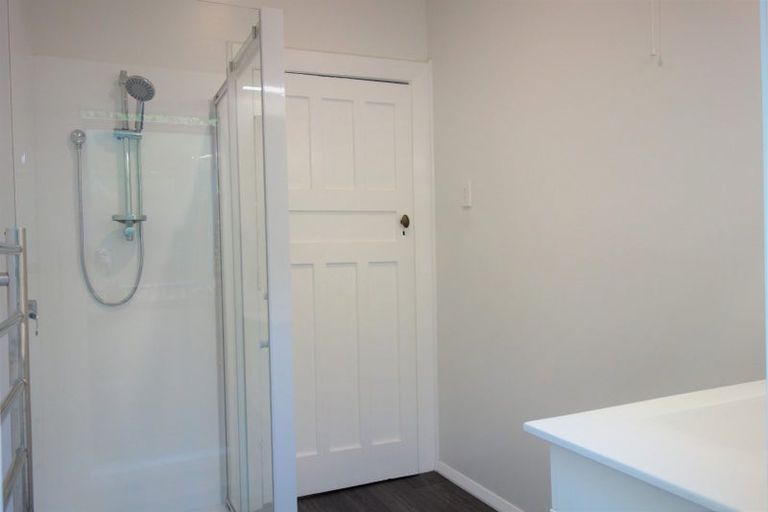 Photo of property in 43 Perry Street, Papanui, Christchurch, 8053