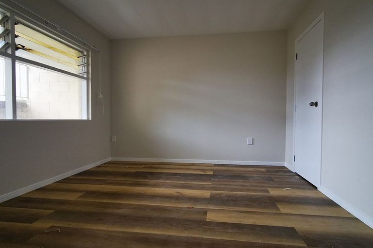 Photo of property in 1/320 Pakuranga Road, Pakuranga Heights, Auckland, 2010