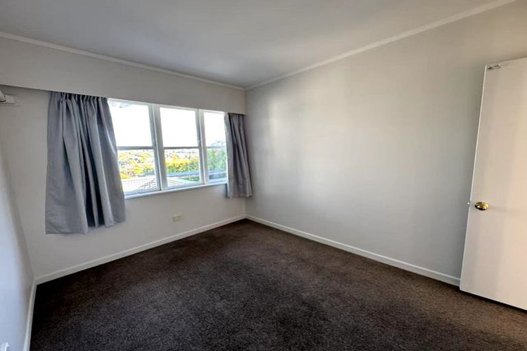 Photo of property in 1/13 Newhaven Terrace, Mairangi Bay, Auckland, 0630
