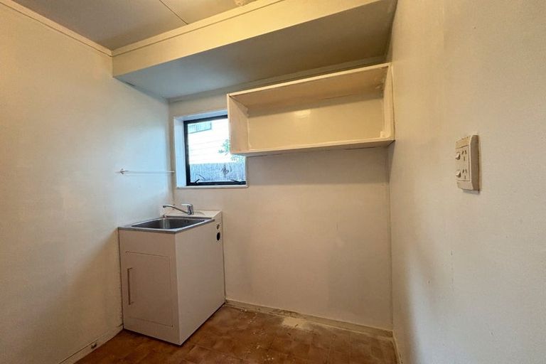 Photo of property in 2/152 Rangitoto Road, Papatoetoe, Auckland, 2025