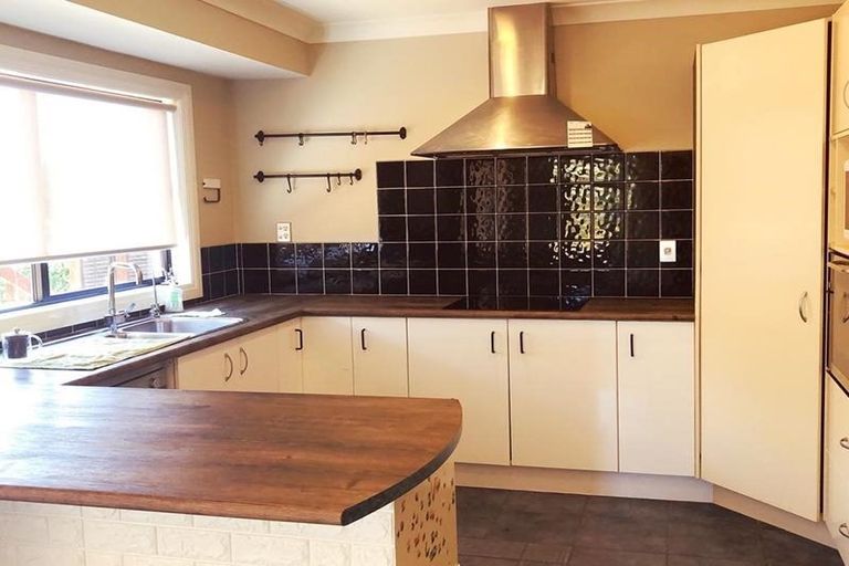 Photo of property in 29 Cottesmore Place, Huntington Park, Auckland, 2013