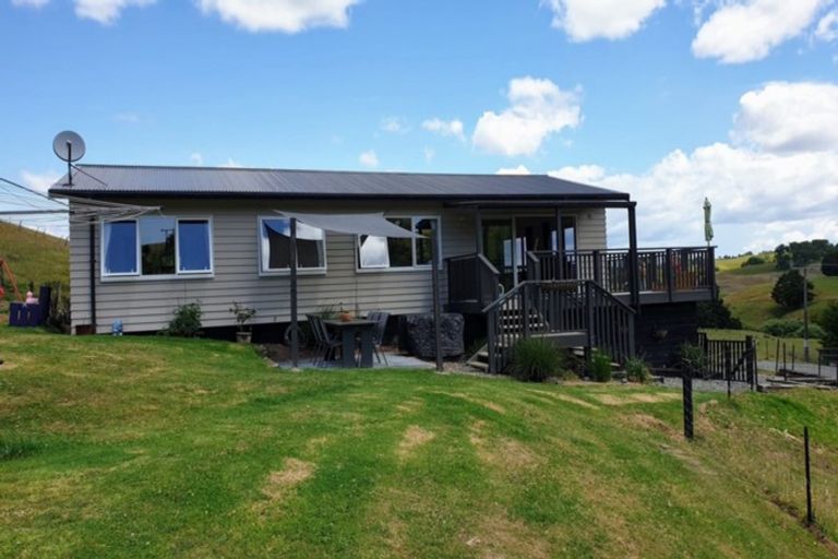 Photo of property in 66 Puriri Glade, Maungaturoto, 0588