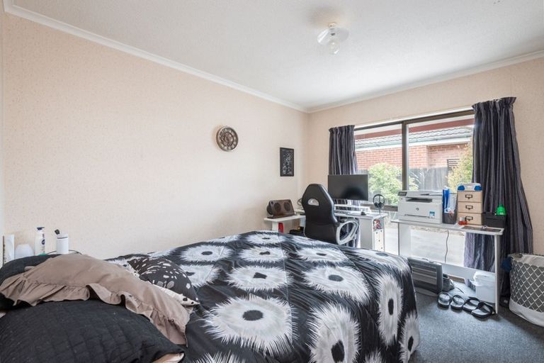 Photo of property in 2/129 Clarence Street, Riccarton, Christchurch, 8011