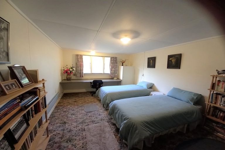 Photo of property in 33 Lincoln Terrace, Hokowhitu, Palmerston North, 4410