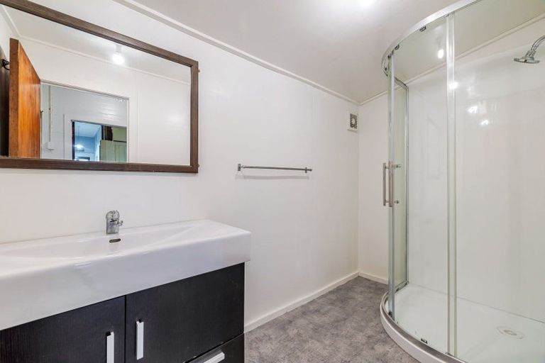 Photo of property in 17 Newman Road, Eketahuna, 4900