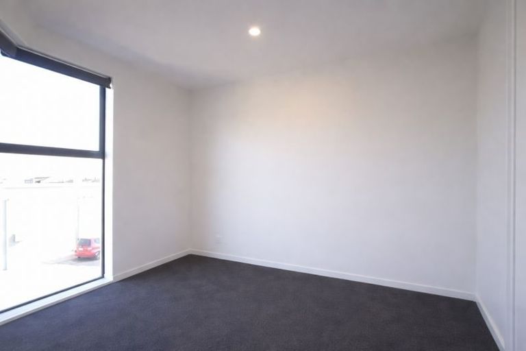 Photo of property in 2/102 Creyke Road, Ilam, Christchurch, 8041