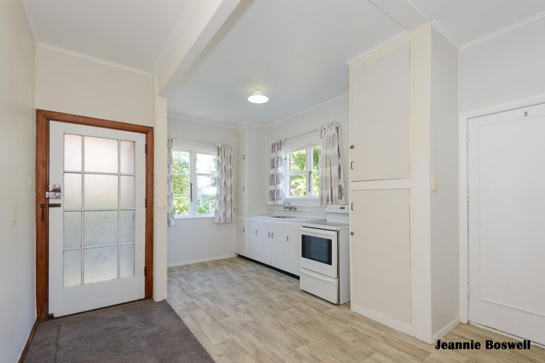 Photo of property in 66 Brightwater Terrace, Terrace End, Palmerston North, 4410