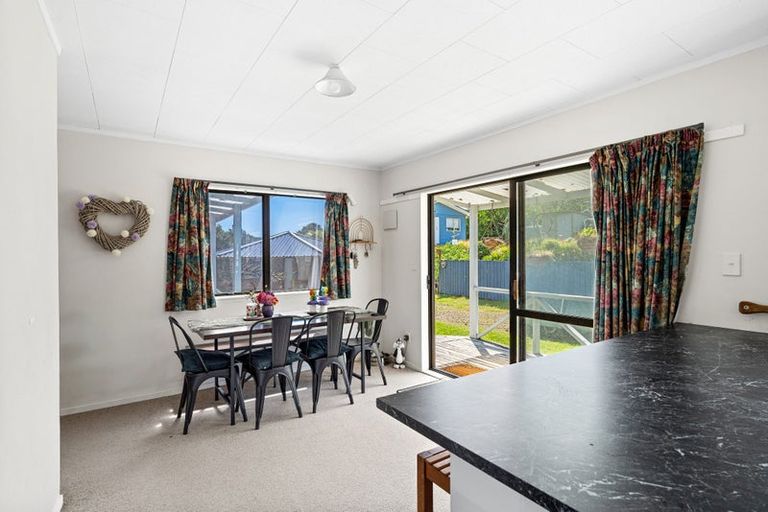 Photo of property in 124 Park Avenue, Waitarere Beach, Levin, 5510