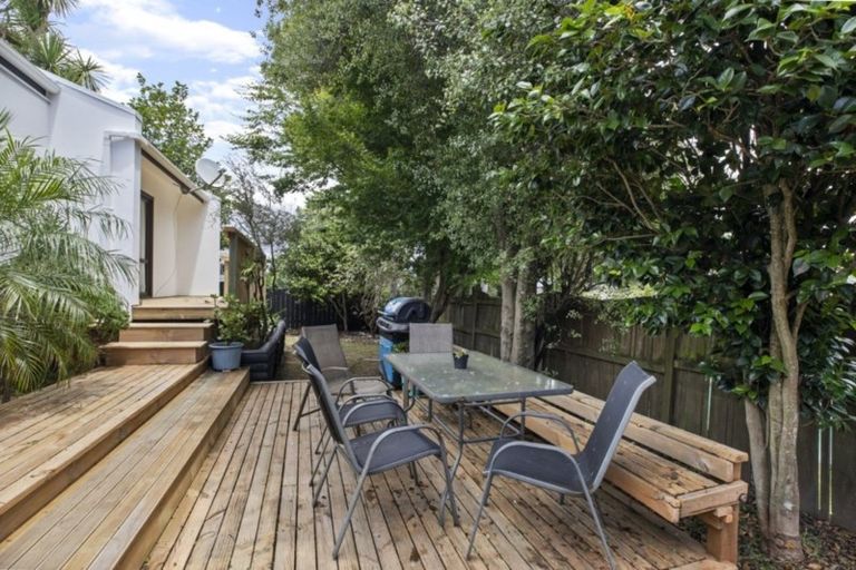 Photo of property in 150 Carnoustie Drive, Wattle Downs, Auckland, 2103