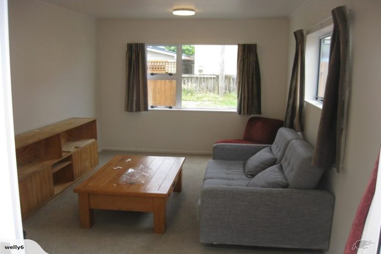 Photo of property in 37e Frankmoore Avenue, Johnsonville, Wellington, 6037