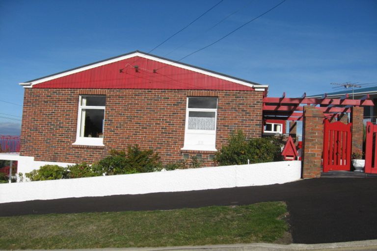 Photo of property in 125 Easther Crescent, Kew, Dunedin, 9012