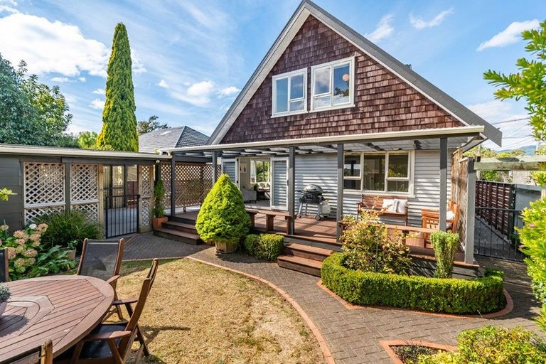 Photo of property in 9 Golders Road, Elderslea, Upper Hutt, 5018