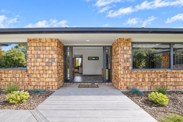 Photo of property in 15 Te Waerenga Road, Hamurana, Rotorua, 3096