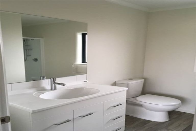 Photo of property in 54 Bradbury Avenue, Rolleston, 7614