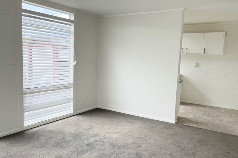 Photo of property in 5/255 Coutts Street, Rongotai, Wellington, 6022